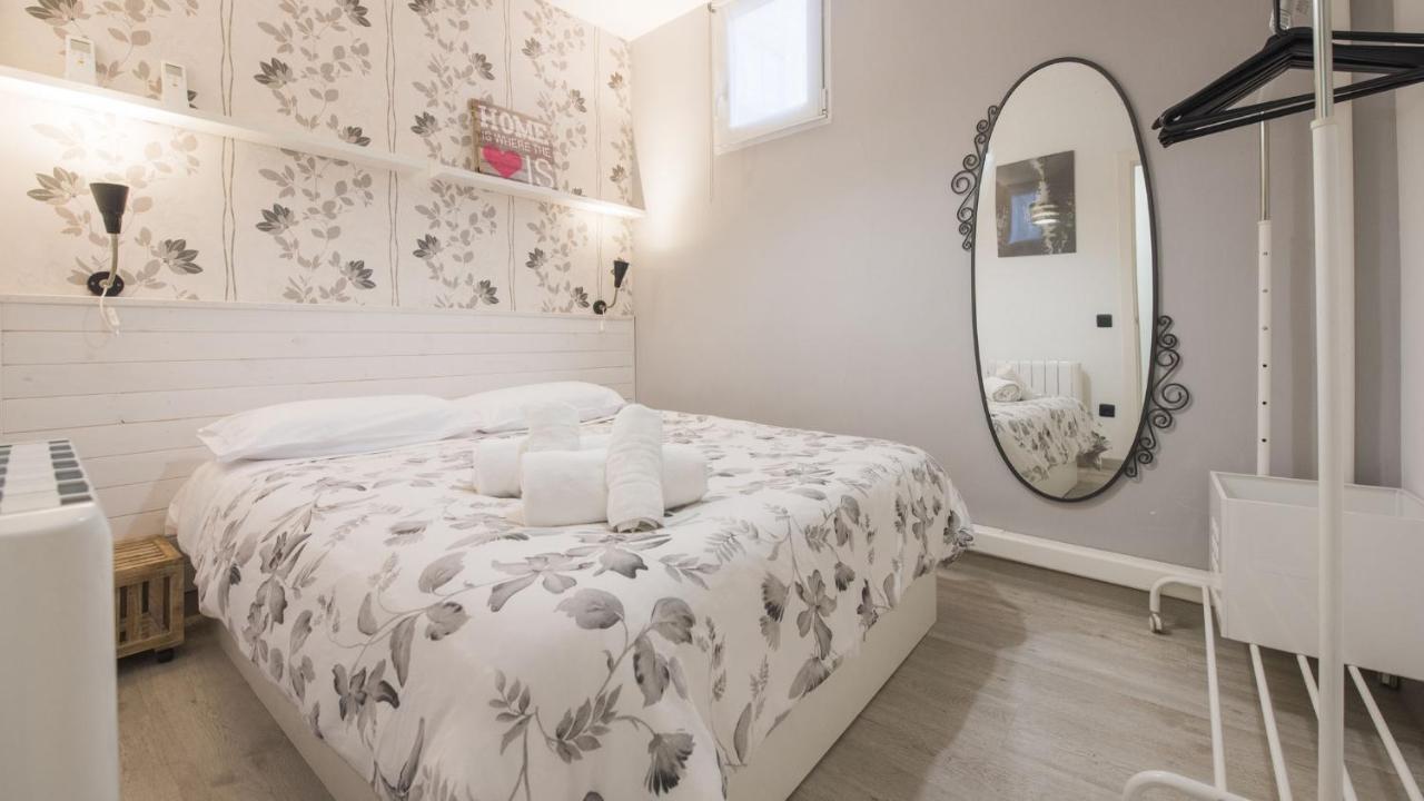 La Casa Purpura - Apartamentos Aloha โตเลโด ภายนอก รูปภาพ
